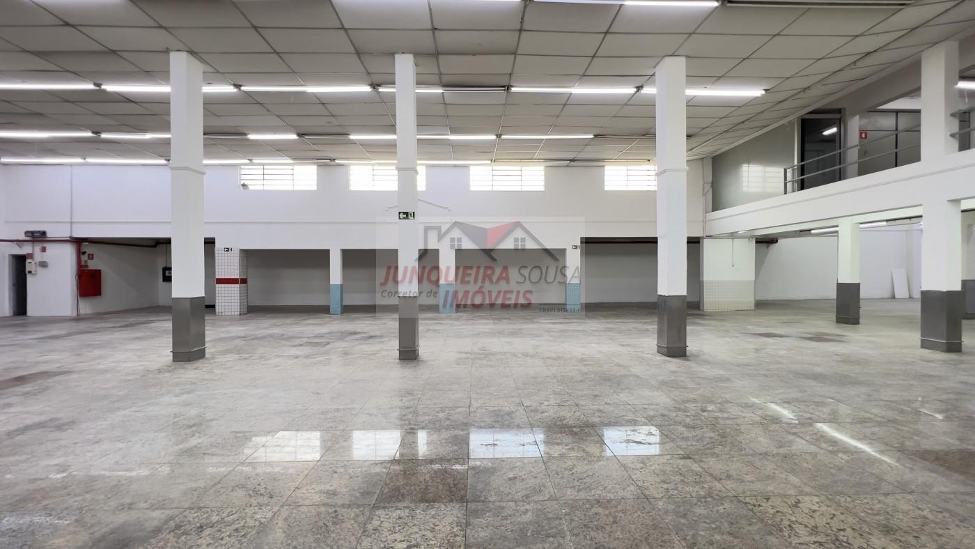 Prédio Inteiro - Foto 18